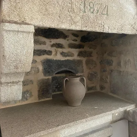 A Casa De Meli Muros